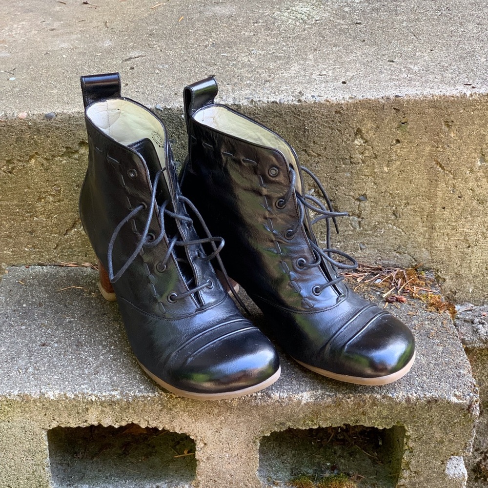 John Fluevog Operetta Shoe